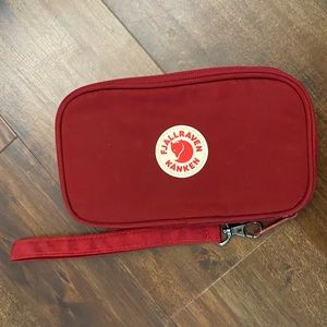 Fjallraven Kanken Travel Wallet